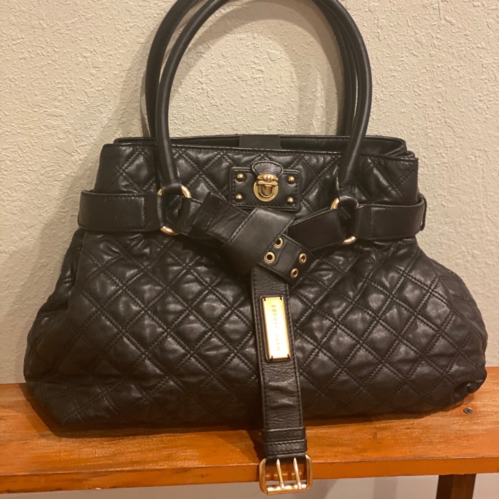 Marc Jacobs Kari black leather quilted bag.